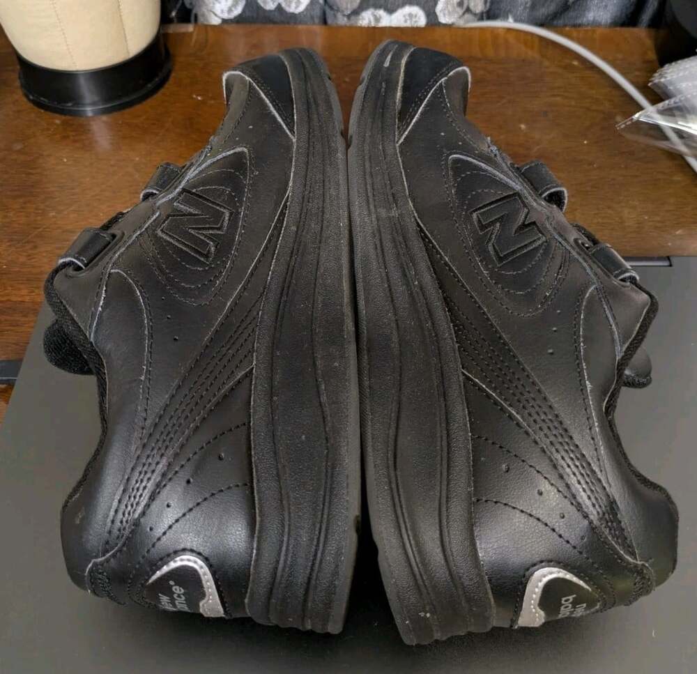 NEW BALANCE 577 BLACK LEATHER Hook Loop Walking Sneakers Sz 9 2E Extra Wide - Picture 7 of 10